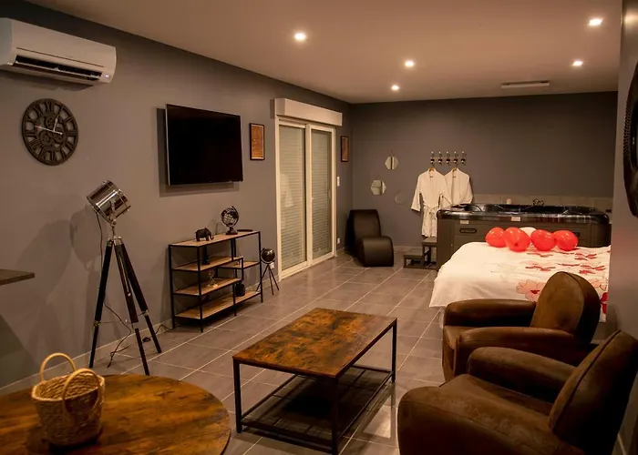 Love Room - La Parenthese