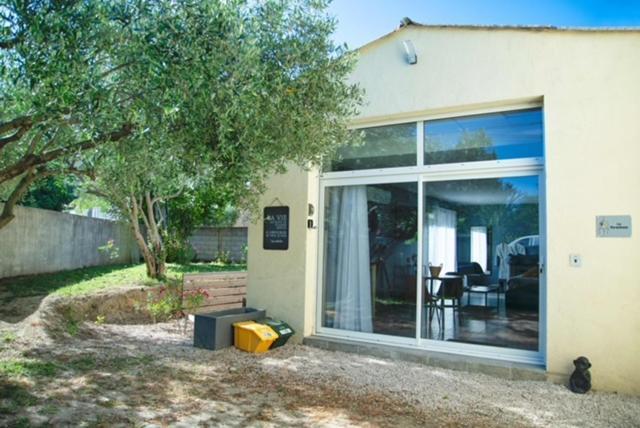 - La Parenthese Apartment